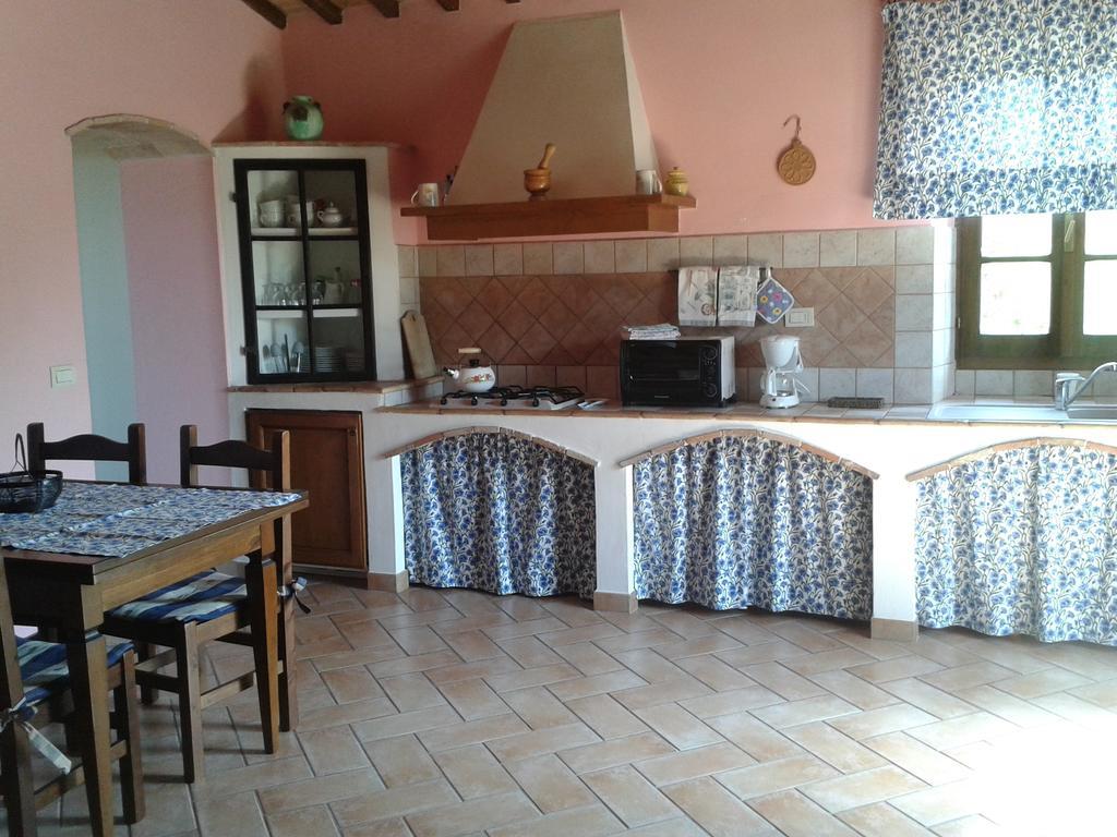 Agriturismo Cantinaccia Di Sopra Pitigliano Szoba fotó