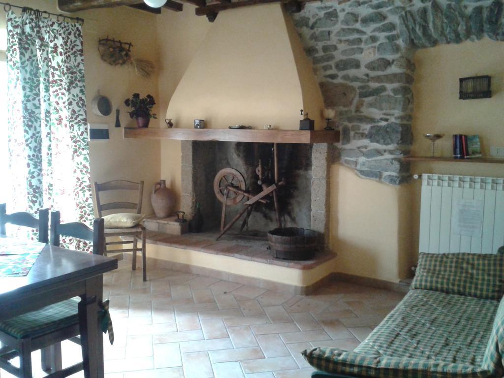 Agriturismo Cantinaccia Di Sopra Pitigliano Szoba fotó